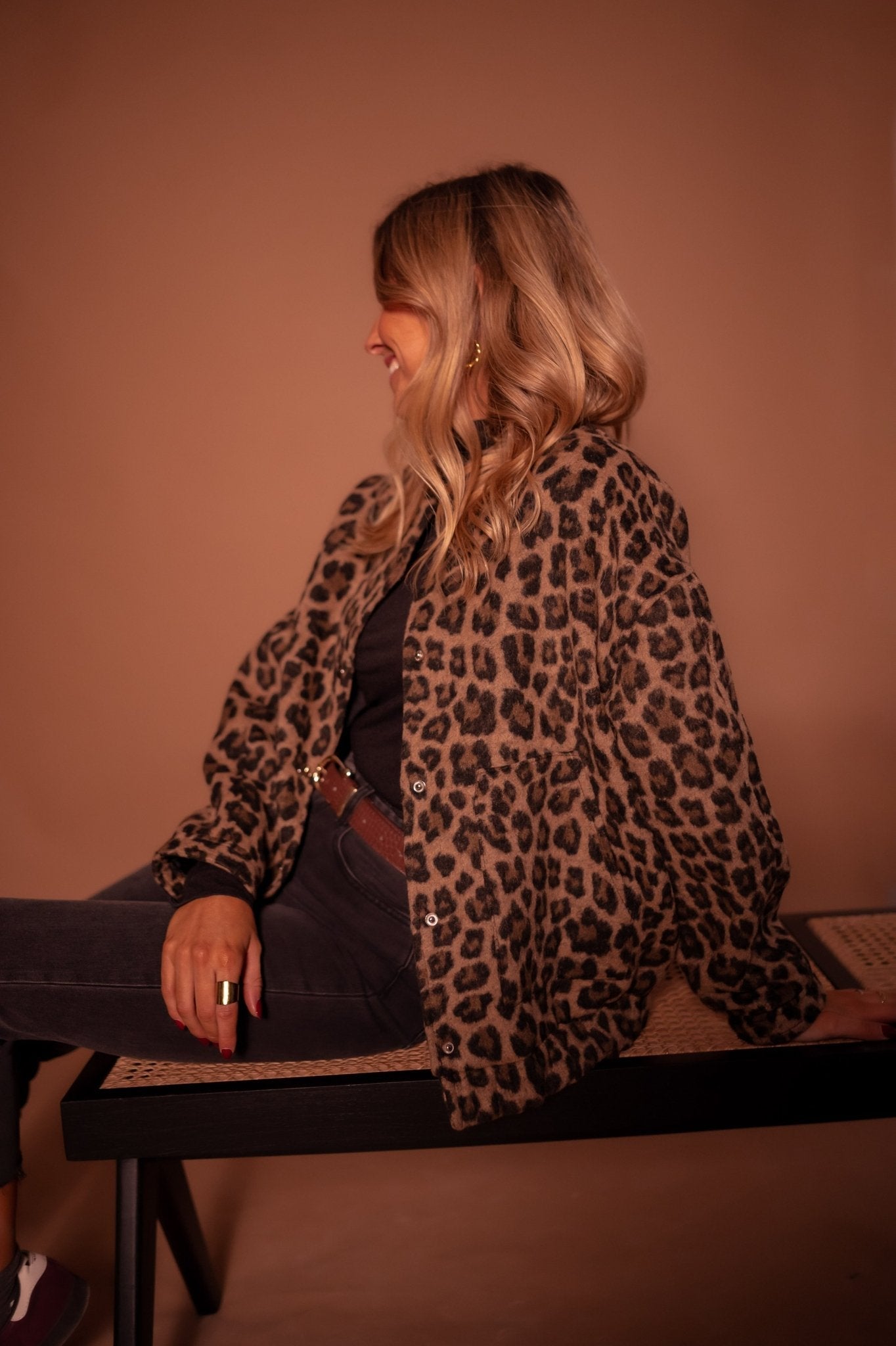 Stella – Veste Léopard Élégance