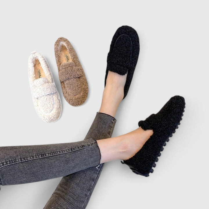 Solenne - Chaussons chauds au design élégant
